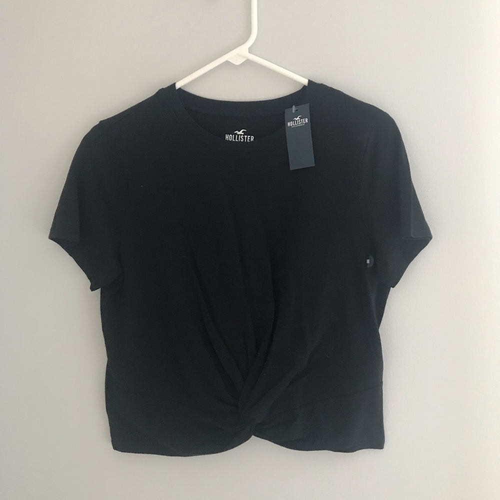 NWT Twist Tee - Hollister